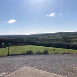 Captivating 1-Bed Apartment In Cloyne
