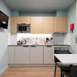 Coleman Court Summer Accommodation