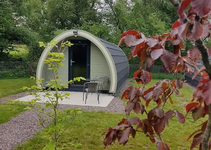 Mount Hillary Holiday Pods