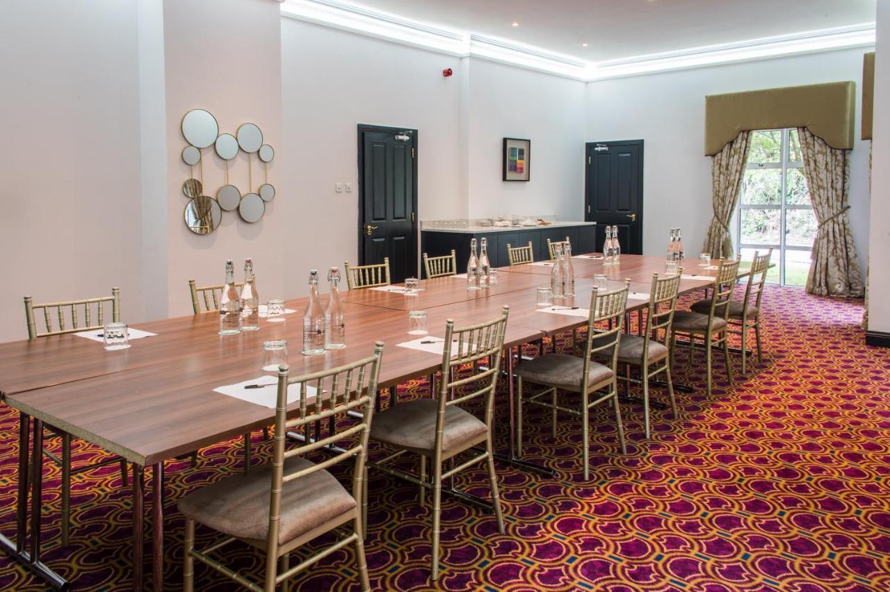 Cork's Vienna Woods & 4* Cork