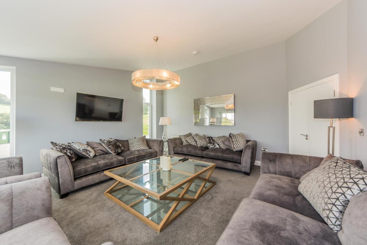 River Views,kinsale, Hosted By Exquisite Homes, Sleeps 26 *