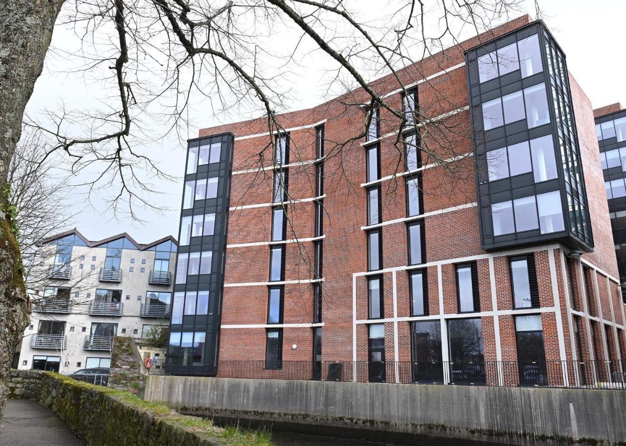 Yugo Explore - Lee Point Apartment Cork