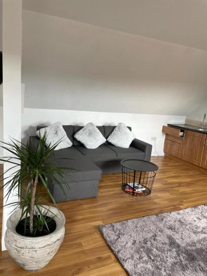 Apartment Captivating 1-bed In Cloyne