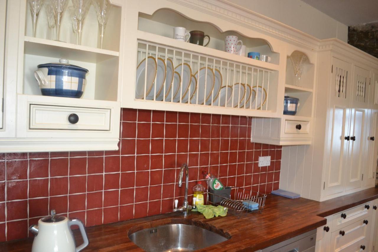 Holiday home Mishells House, *