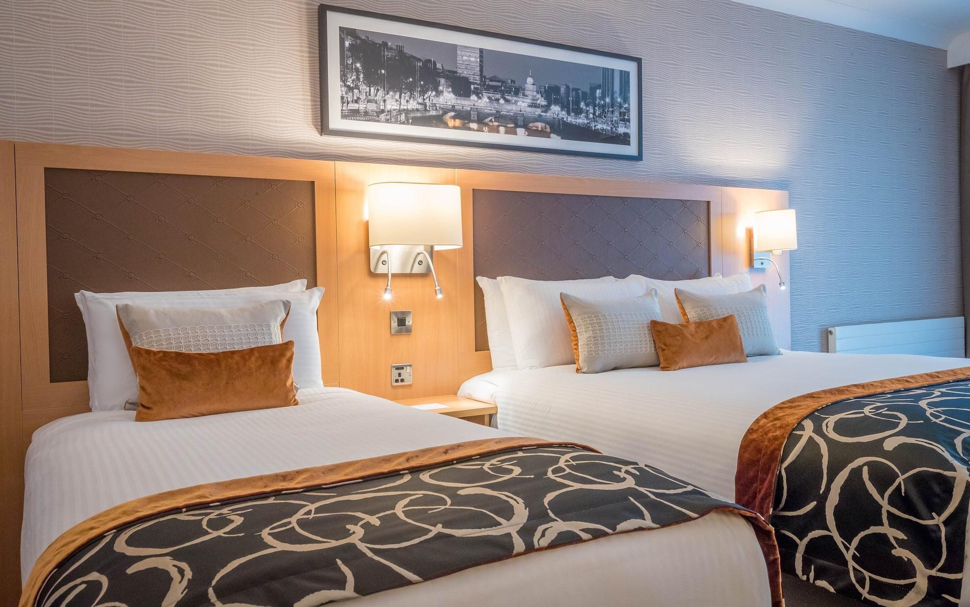 Clayton Hotel 4*