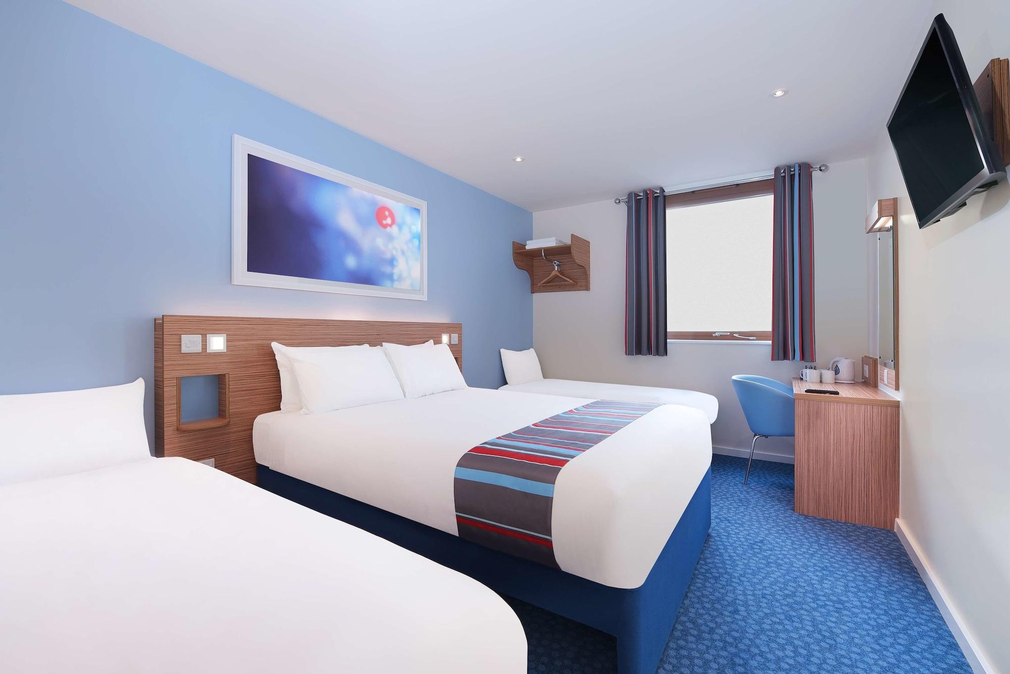 Travelodge 3* Cork