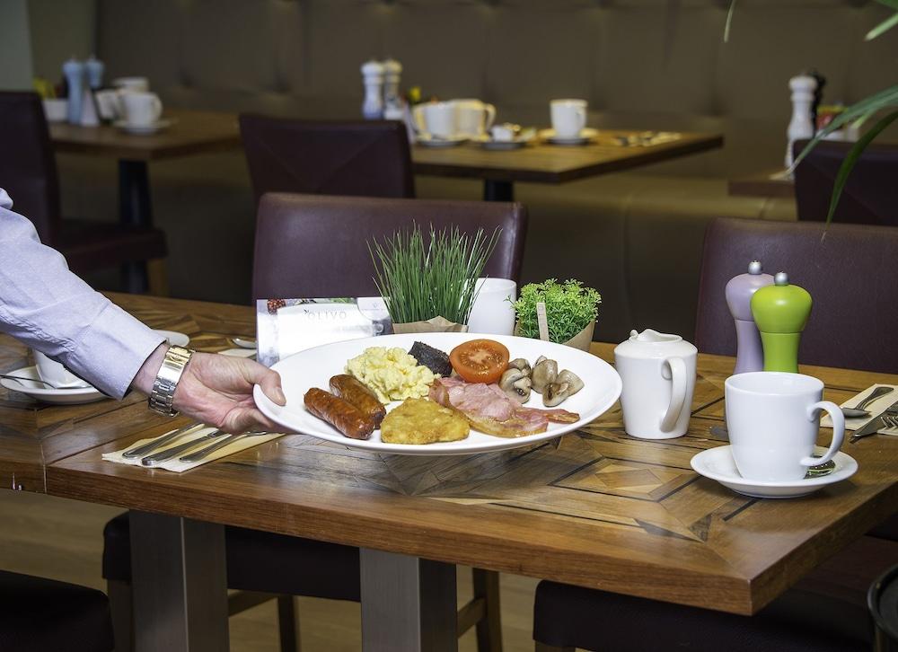 Airport 4* Cork