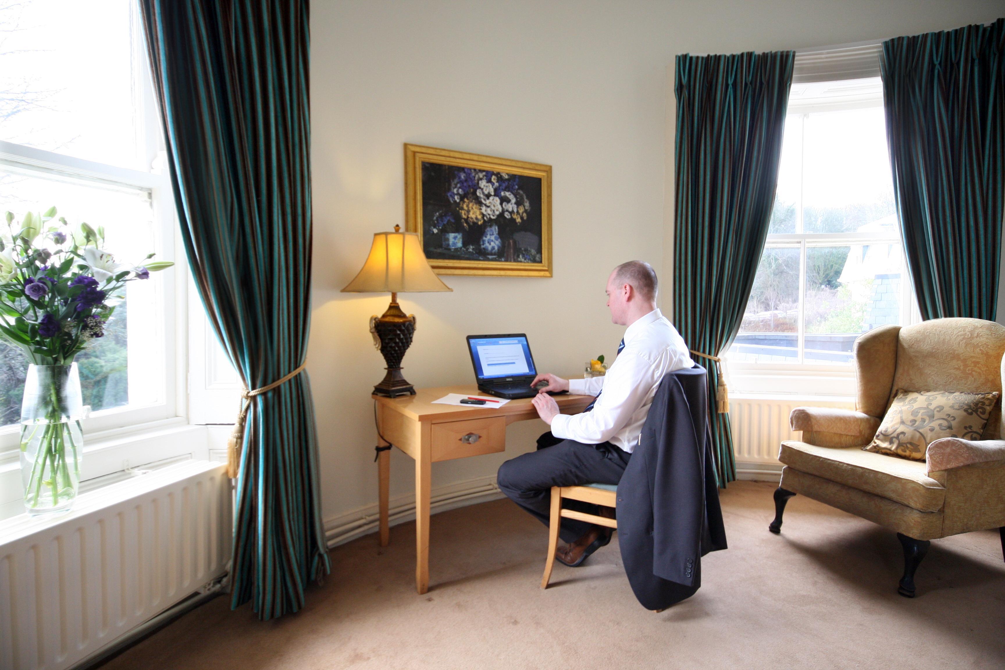 Hotel Cork's Vienna Woods & Cork