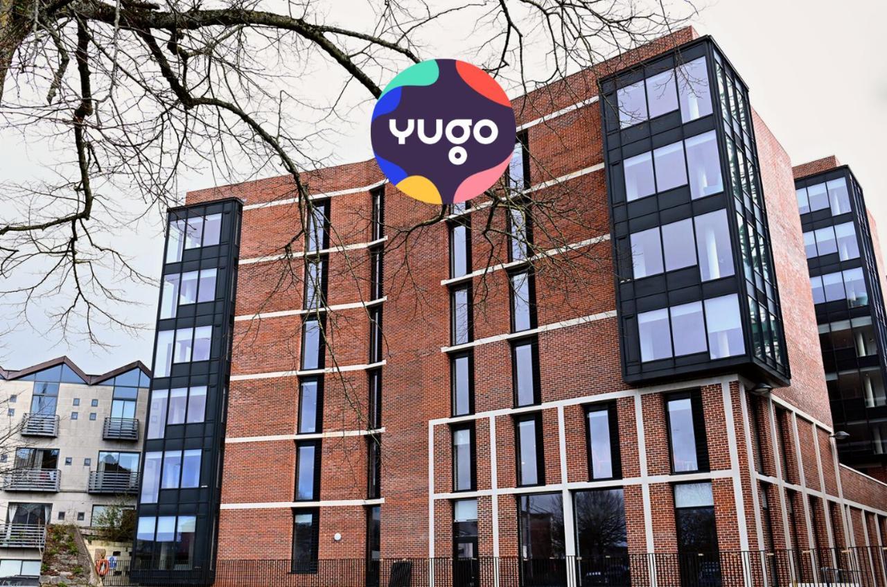 Yugo Explore - Lee Point Apartment Cork