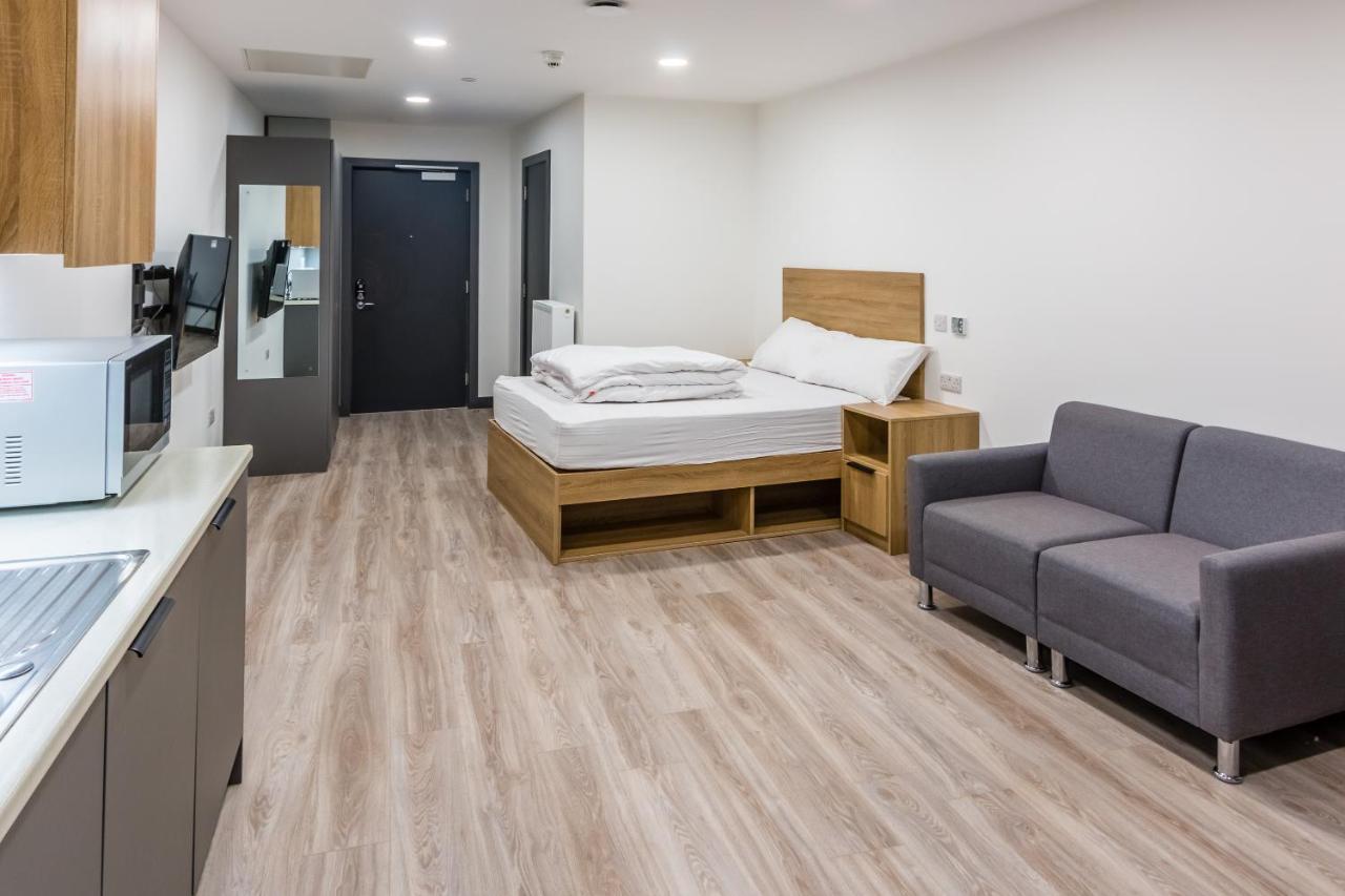Destiny Student - Broga House Apartment *