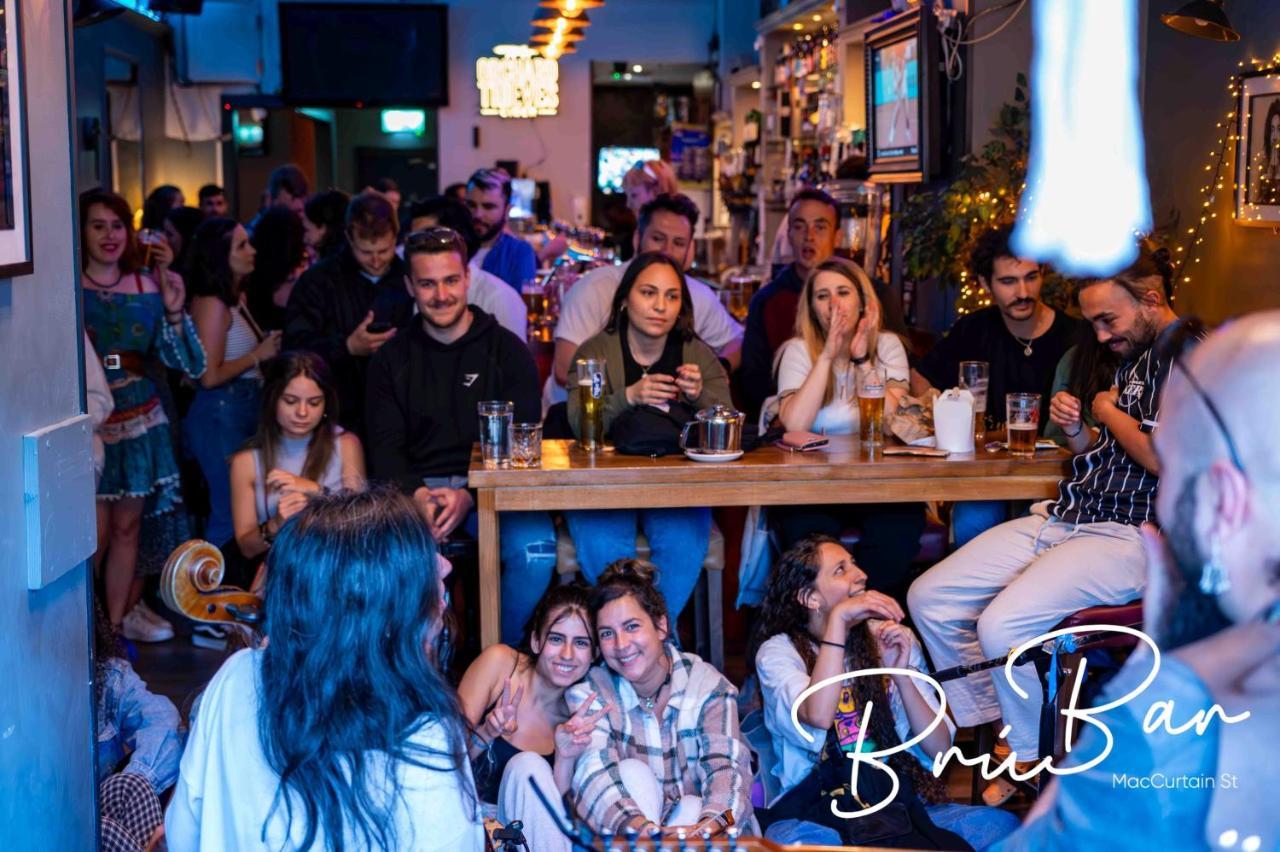 Bru Bar &