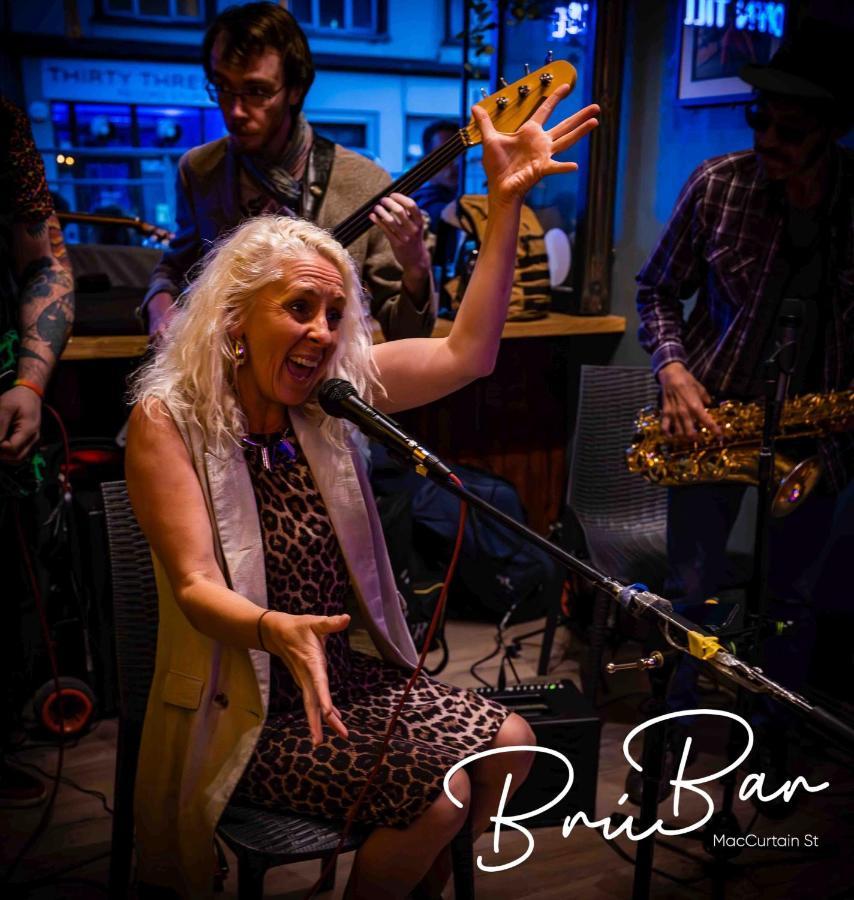 Bru Bar & * Cork
