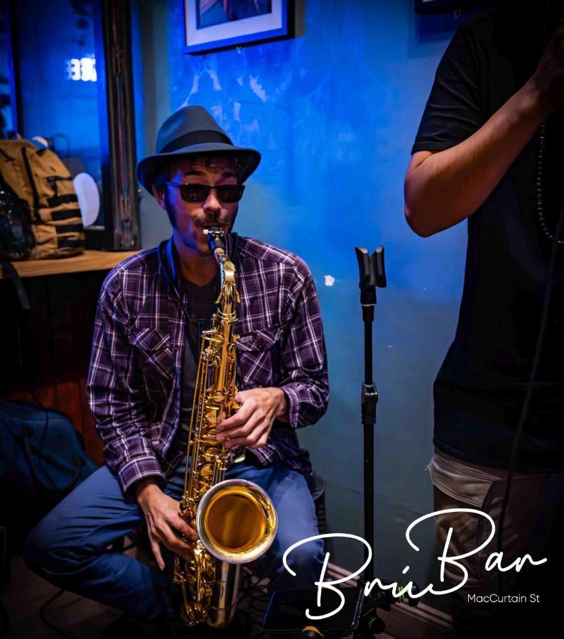 Bru Bar &