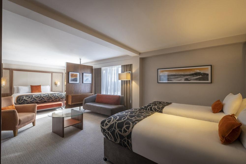 Clayton Silver Springs Hotel