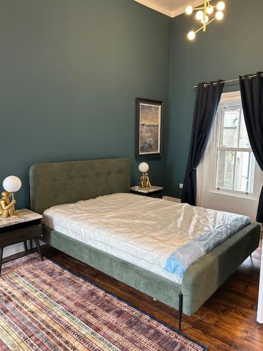 Patrick Street Townhouse *