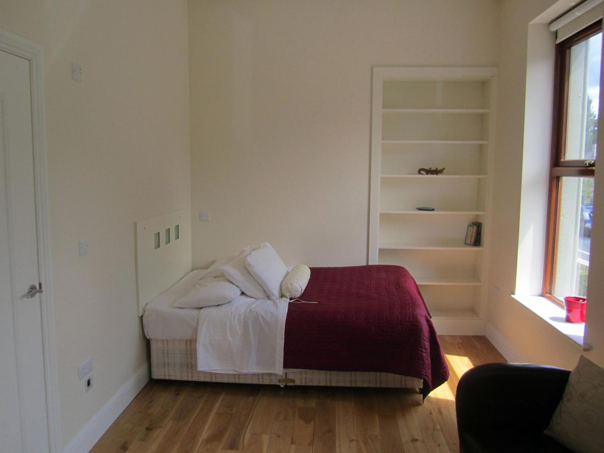 Apartment College View