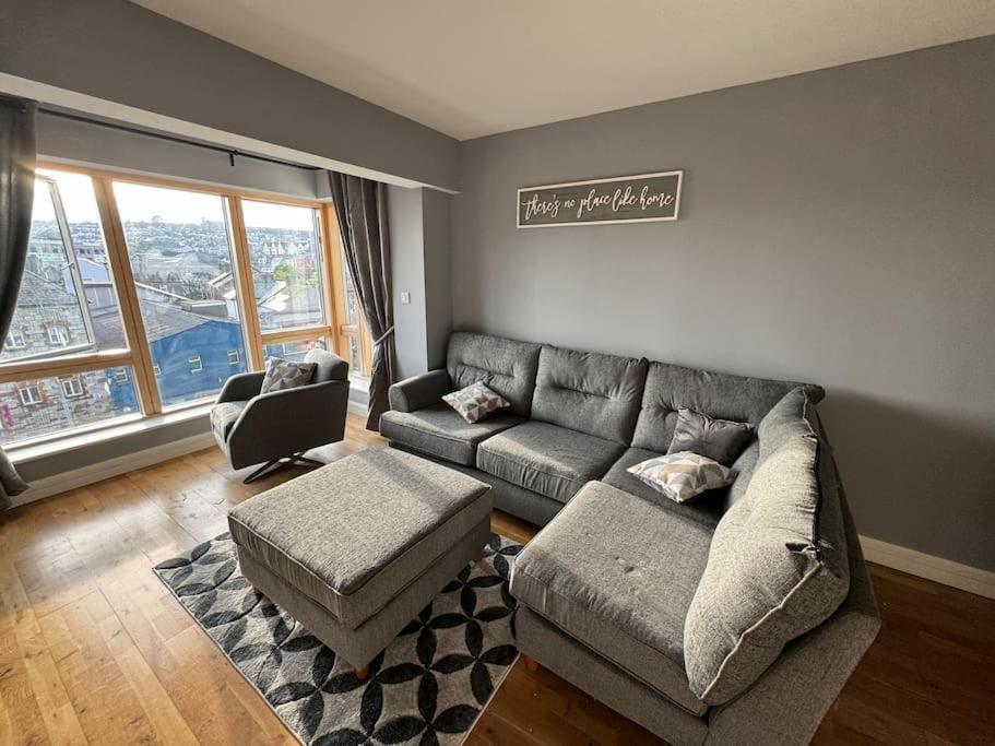 Luxury 2 Bed Fully Equipped Centre Apartment *