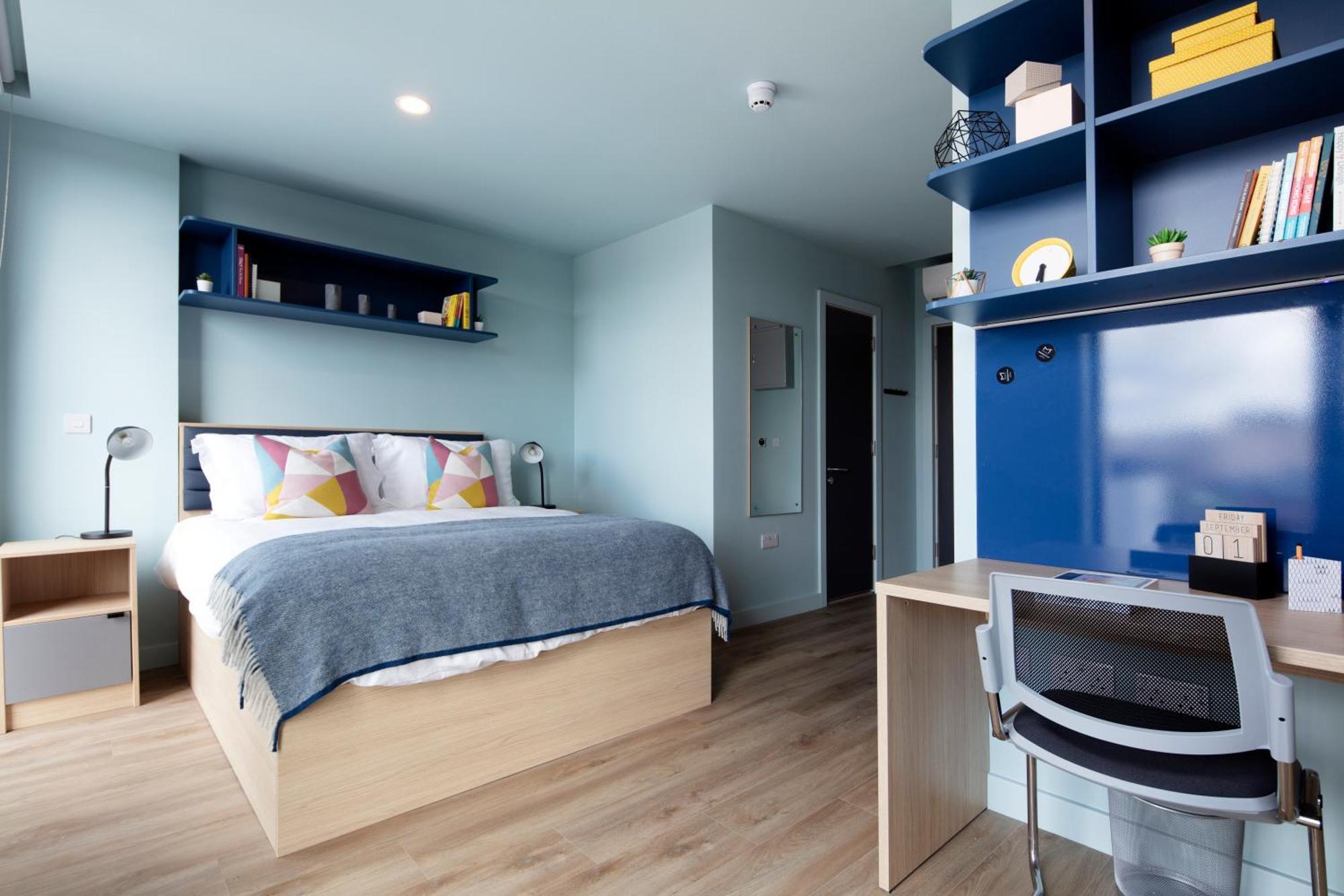 Coleman Court Summer Apartment *