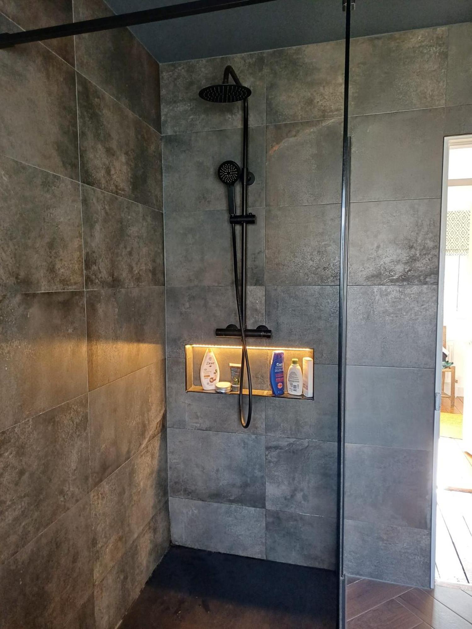 2 Bedroom House Apartment