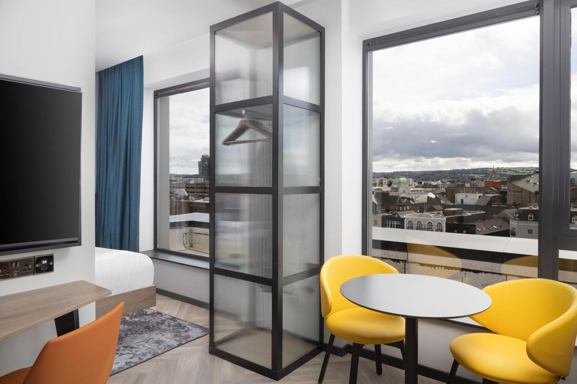 Hotel By Marriott