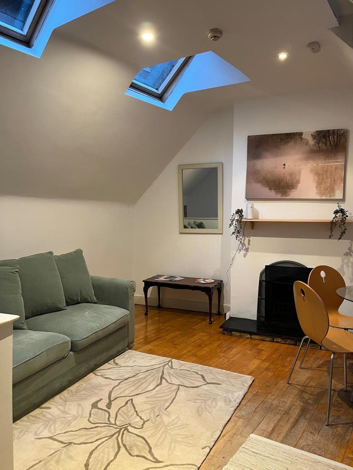 Luxe Loft * Cork
