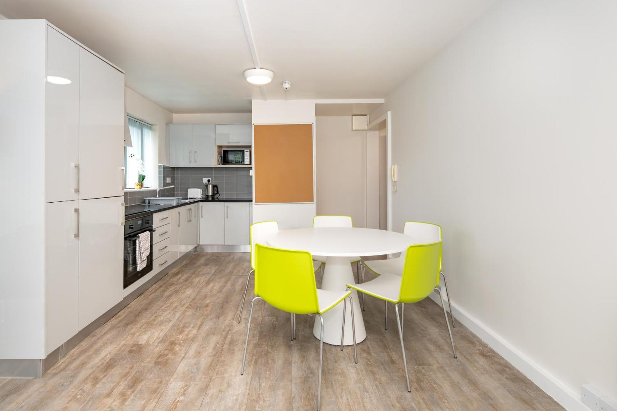Apartment Hall - Ucc Summer Beds *