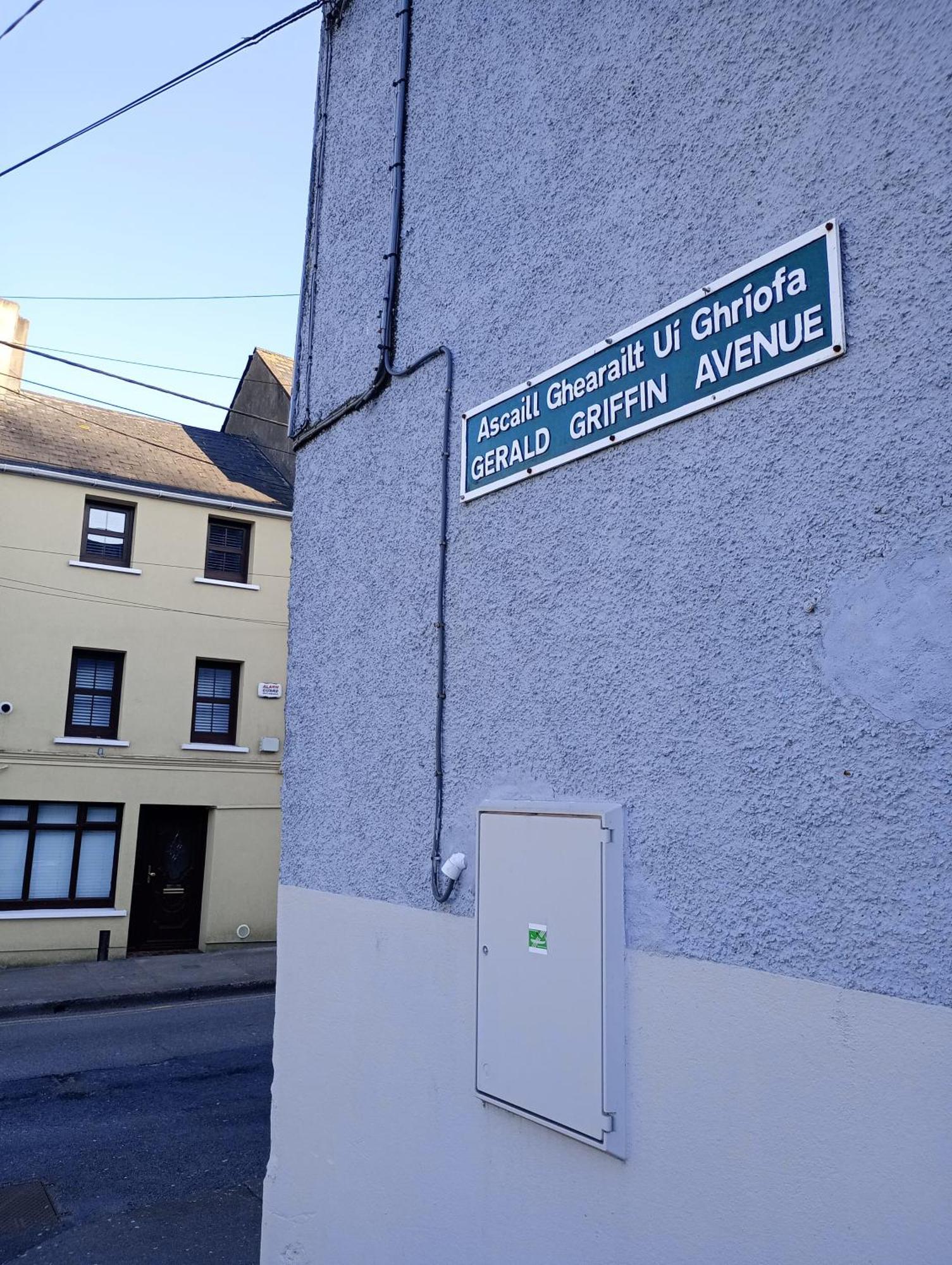 Comfy Private Room And Bathroom On The Top Floor Of A Home Stay Ten Mins Walk To The Ctr, Two Flights Of Stairs To Climb Homestay Cork