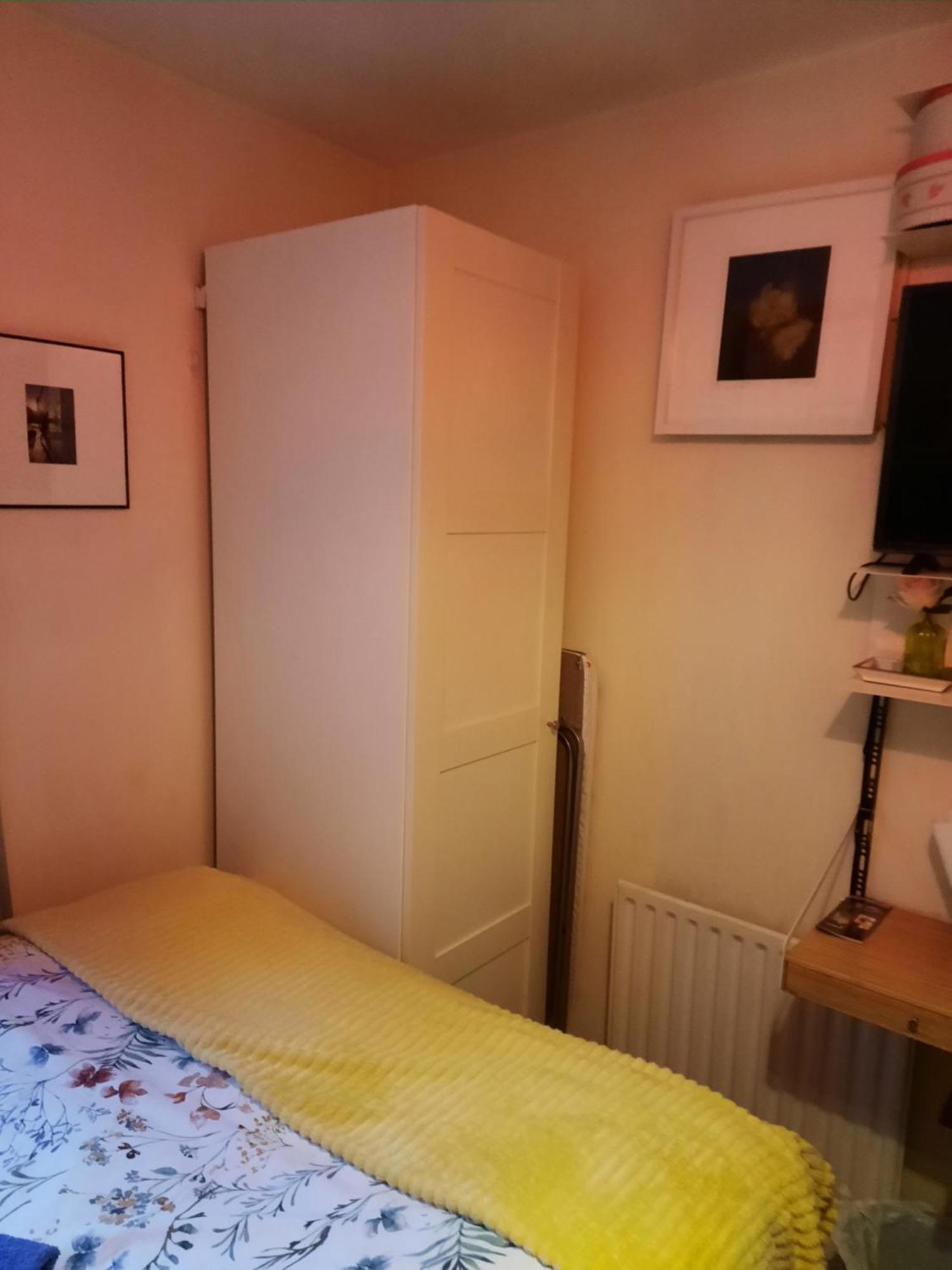 Double With Shared Bathroom Homestay *
