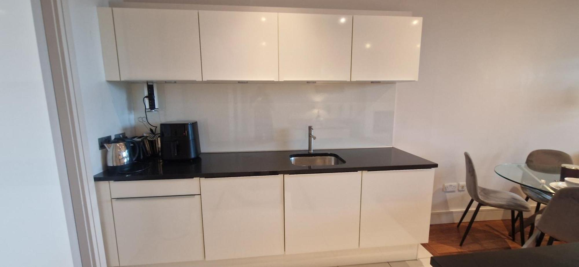 Slick & Stylish - Large 1bd In Heart Of *