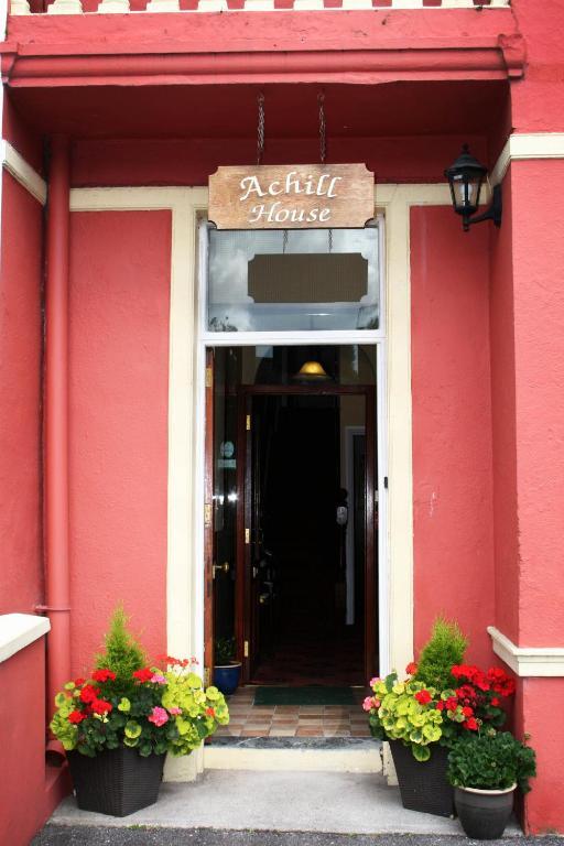 Achill House 4*