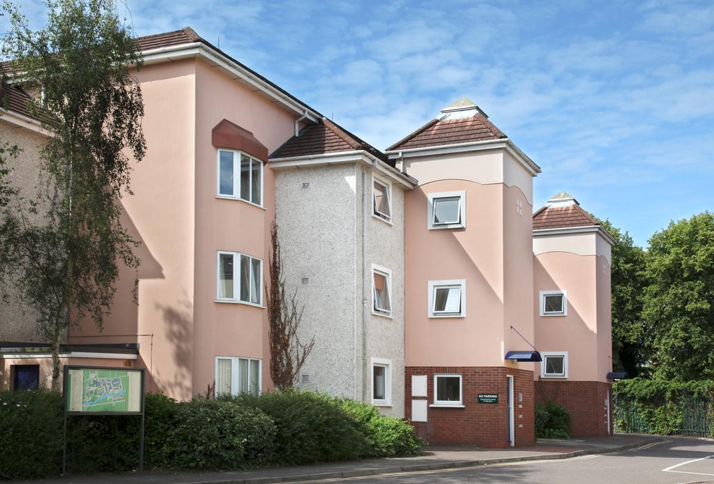 Apartment Castlewhite - Ucc Summer Beds *