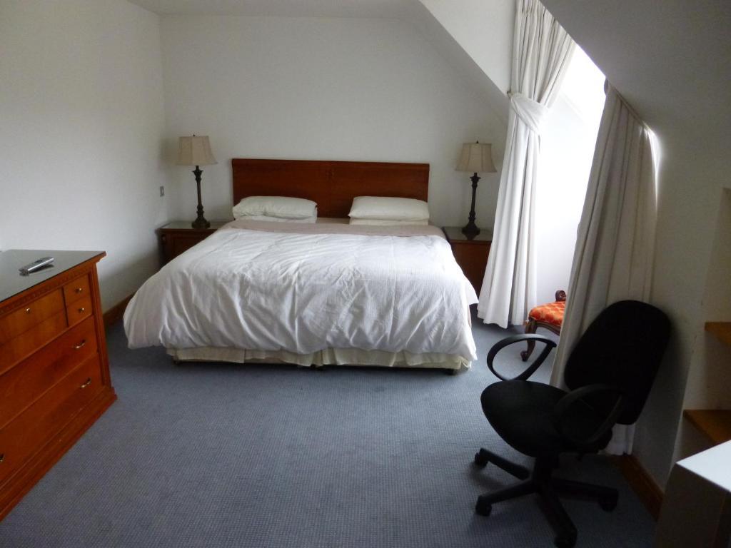 Acton Lodge Guesthouse Bed & Breakfast Cork
