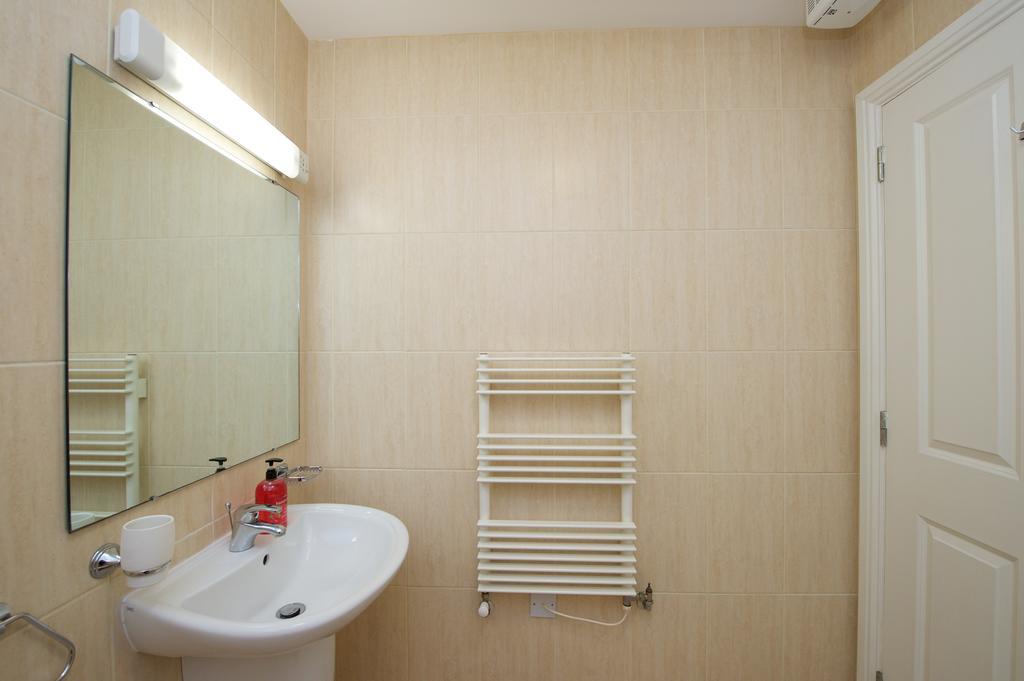 Apartment Stunning 2 Bedroom City Centre *