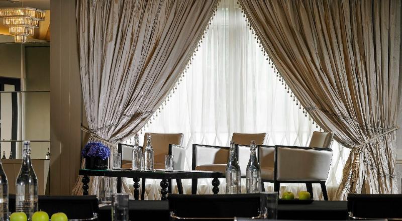 Hotel Maryborough & 4*