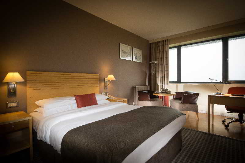 Airport Hotel