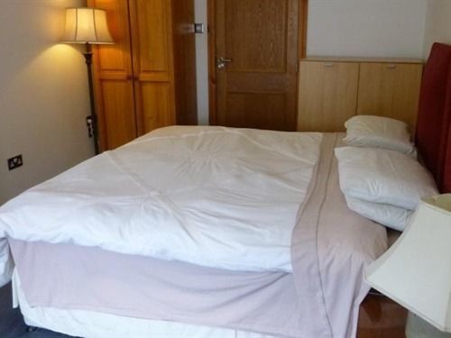Acton Lodge Guesthouse Bed & Breakfast
