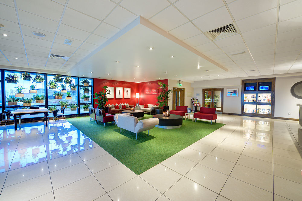 Airport Hotel