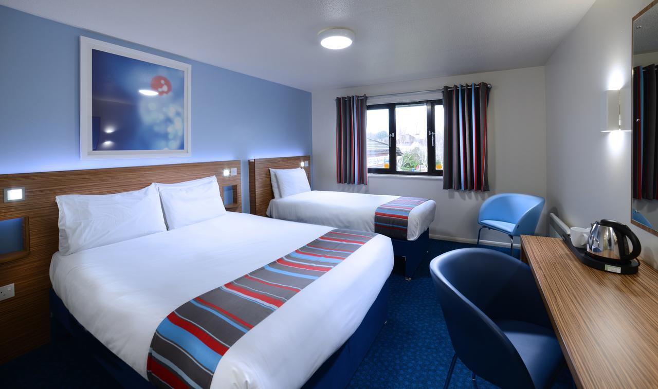 Travelodge 3*