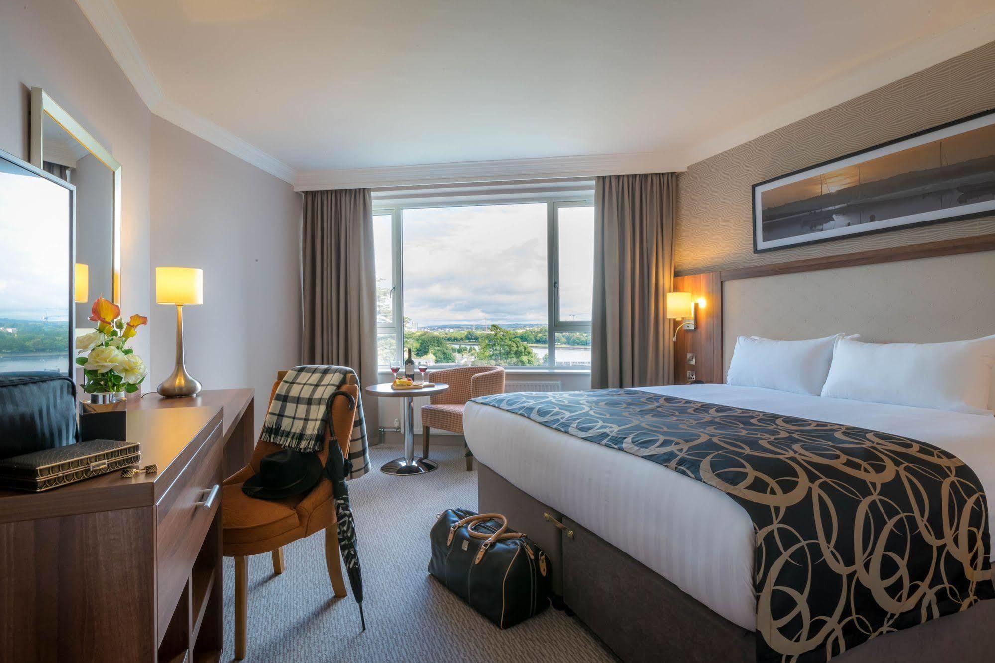 Hotel Clayton Silver Springs Cork