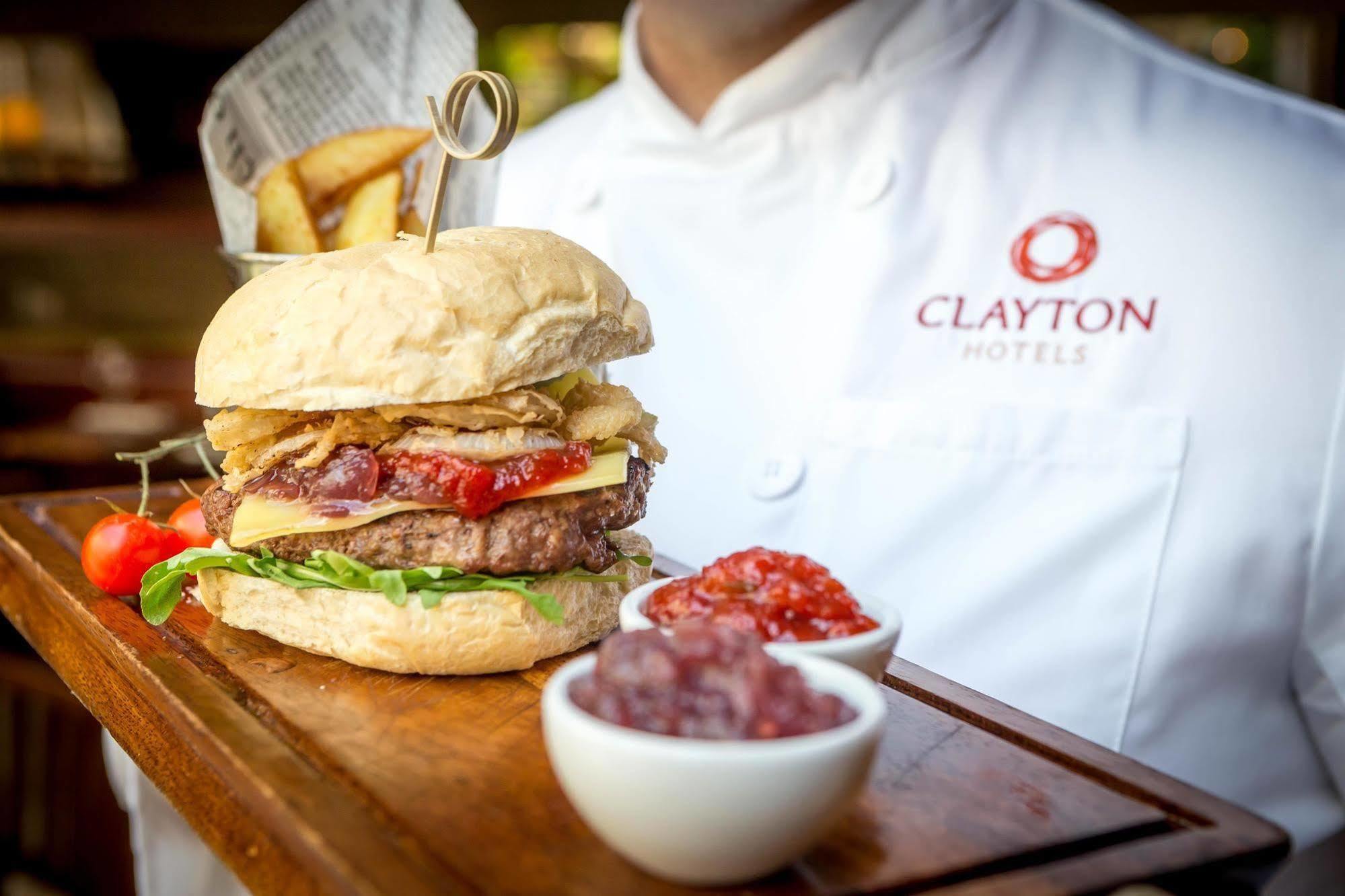 Hotel Clayton Silver Springs Cork