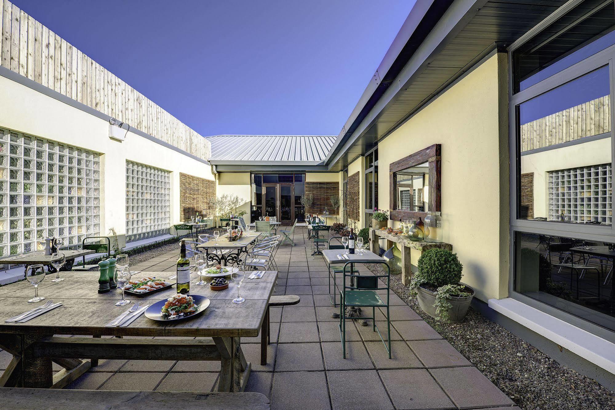 Hotel Airport