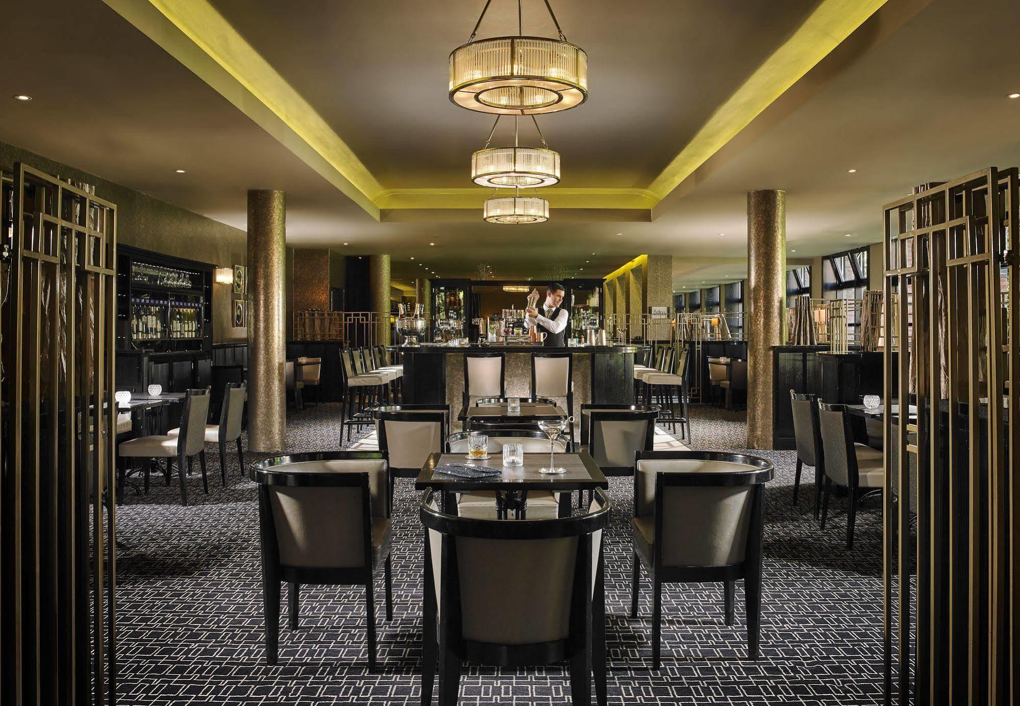 Hotel Maryborough & Cork