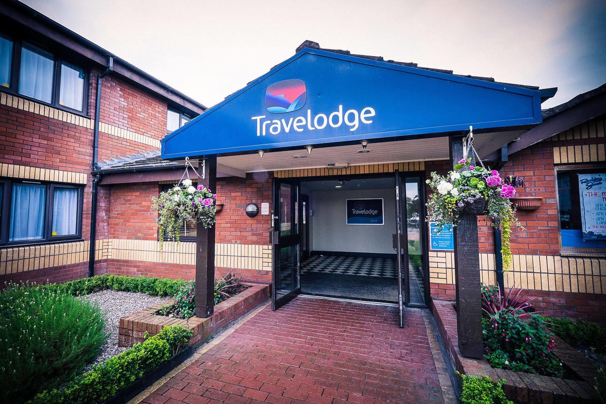 Travelodge 3*