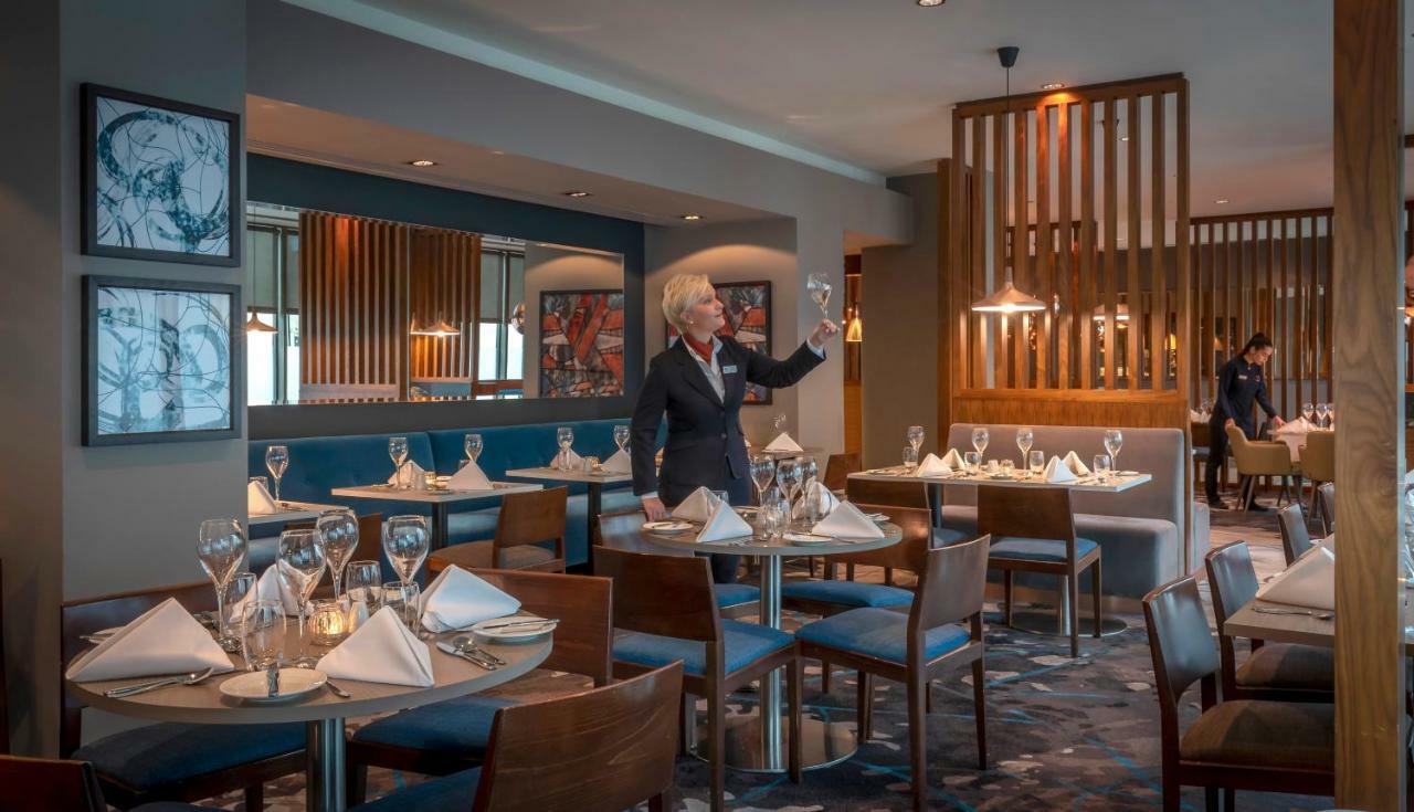 Clayton Hotel 4*
