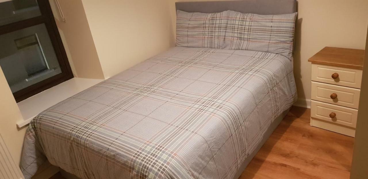 Holiday home 3 Bedroom Newly Furnished *