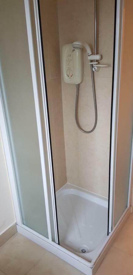 3 Bedroom Newly Furnished Holiday home Cork