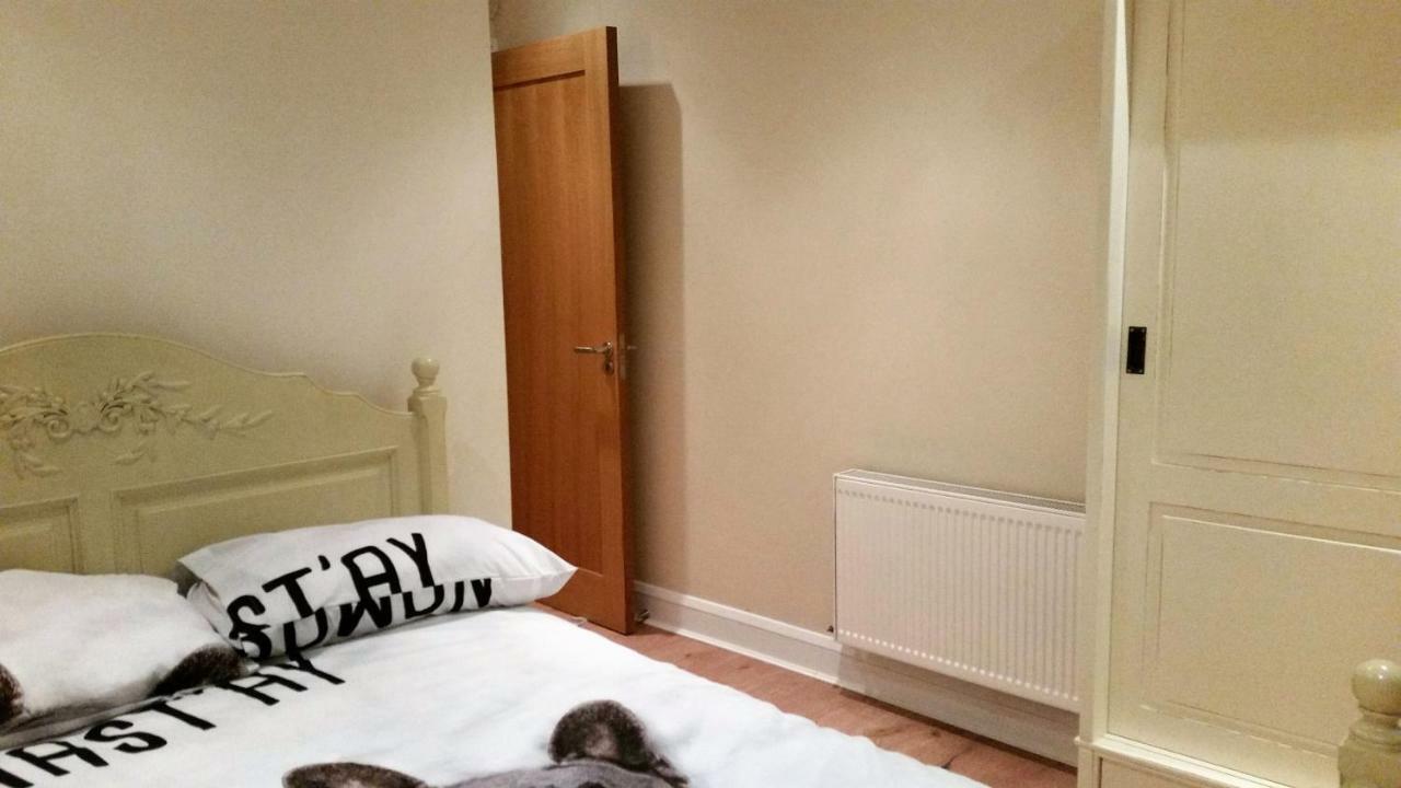 2 Oakleigh House Apartment *