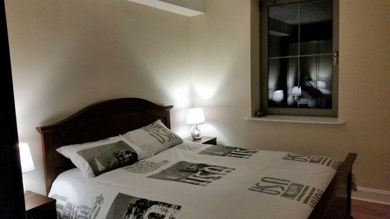 2 Oakleigh House Apartment