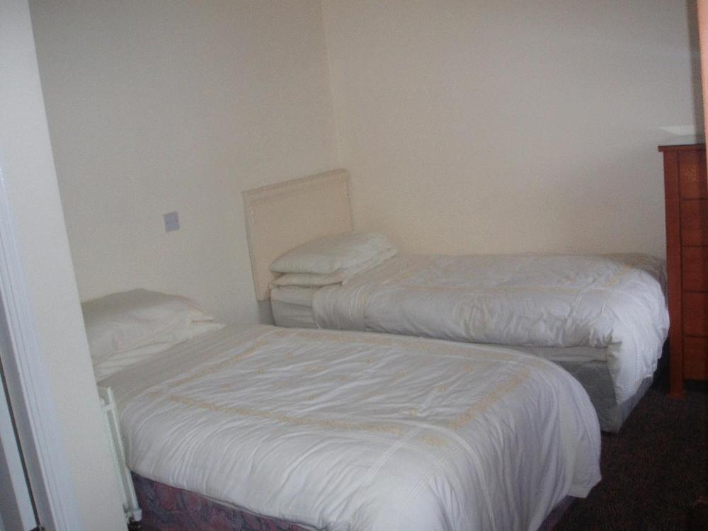 Acton Lodge Guesthouse Bed & Breakfast