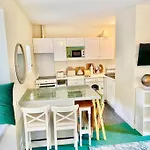Cosy 2 Bed Cottage Next To Fota Wildlife Park